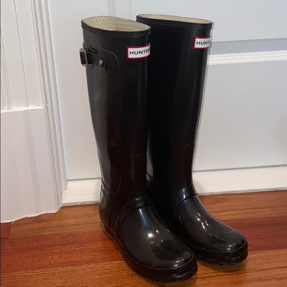 ☔️ Hunter black gloss rainboots